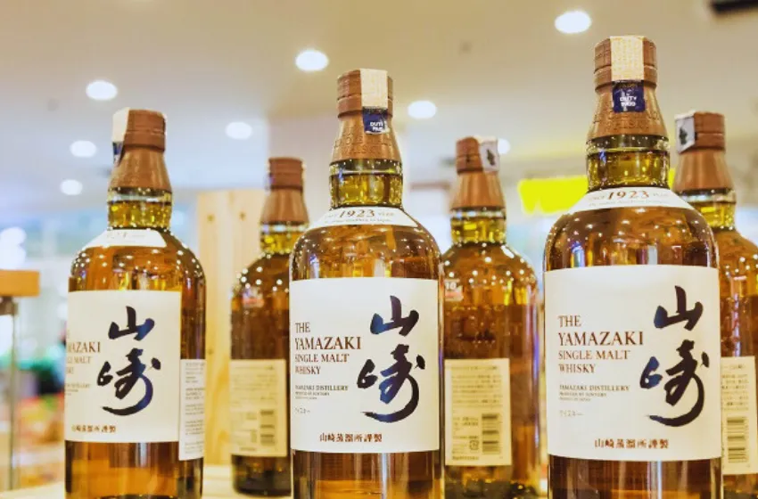 Suntory Announces Executive Appointments and Group Restructuring Plans for 2024