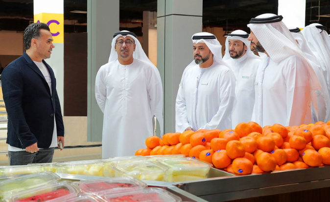 Dubai Municipality opens a produce and fruit market called “Bloom Market”.